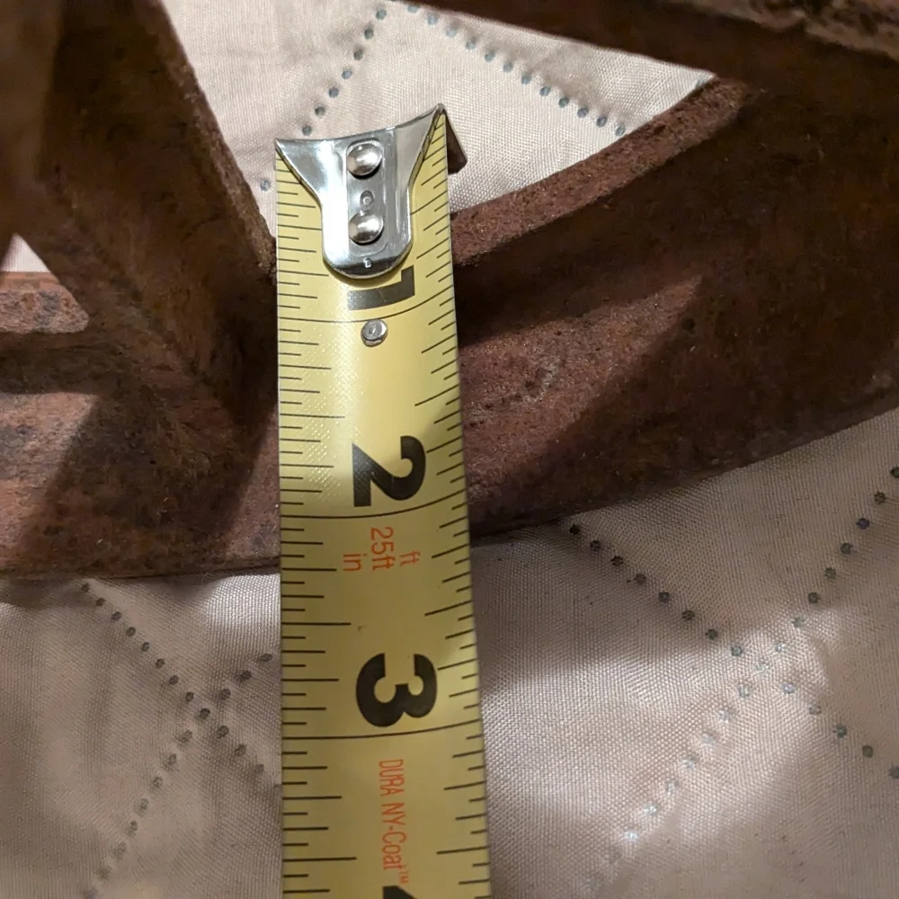 Antique Metal Wheel Rustic Chic Home Decor - Picture 4 of 4